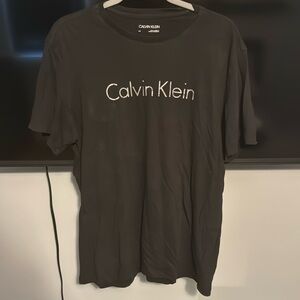 Calvin Klein Large Tshirt